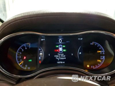 Zdjęcie 9 z 12 samochodu: 2015 JEEP GRAND CHEROKEE OVERLAND VIN:1C4RJECG9FC713965 - miniatura