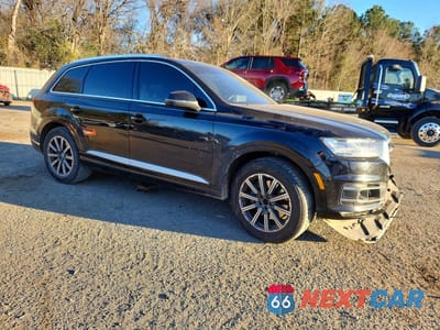 Czwarte zdjęcie samochodu z boku: 2017 AUDI Q7 PREMIUM PLUS VIN:WA1LAAF77HD014920 - miniatura