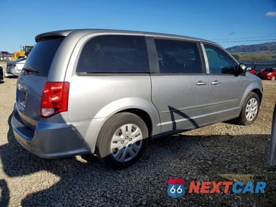 Trzecie zdjęcie samochodu z tyłu: 2016 DODGE GRAND CARAVAN SE VIN:2C4RDGBG1GR194911 - miniatura