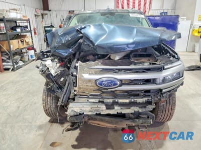 Piąte zdjęcie samochodu w środku: 2023 FORD EXPEDITION MAX XLT VIN:1FMJK1J89PEA30311 - miniatura