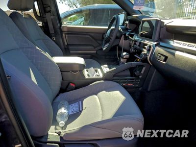 Zdjęcie 13 z 14 samochodu: 2025 TOYOTA TACOMA DOUBLE CAB VIN:3TMKB5FN6SM050324 - miniatura