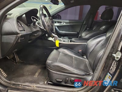 Zdjęcie 7 z 12 samochodu: 2019 KIA STINGER GT VIN:KNAE35LC9K6051624 - miniatura