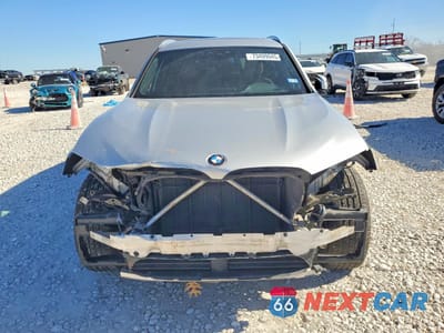 Piąte zdjęcie samochodu w środku: 2020 BMW X3 SDRIVE30I VIN:5UXTY3C08L9B12212 - miniatura