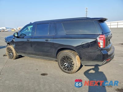 Drugie zdjęcie samochodu z przodu: 2023 CHEVROLET SUBURBAN K1500 RST VIN:1GNSKEKD0PR106476 - miniatura