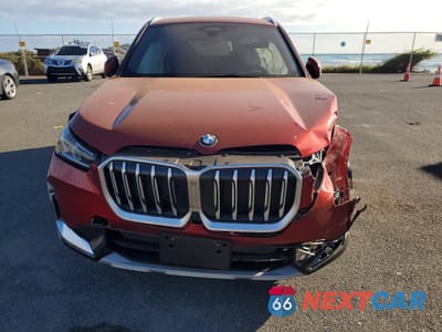 Piąte zdjęcie samochodu w środku: 2026 BMW X1 XDRIVE28I VIN:WBX73EF04T5435396 - miniatura