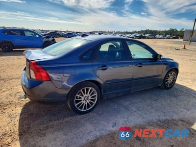 Trzecie zdjęcie samochodu z tyłu: 2009 VOLVO S40 2.4I VIN:YV1MS390192467584 - miniatura