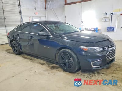 Czwarte zdjęcie samochodu z boku: 2017 CHEVROLET MALIBU LS VIN:1G1ZB5ST1HF223056 - miniatura