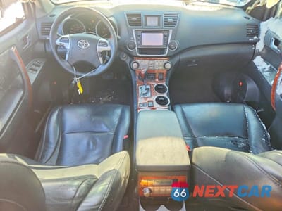 Zdjęcie 8 z 14 samochodu: 2013 TOYOTA HIGHLANDER LIMITED VIN:5TDDK3EH5DS194393 - miniatura