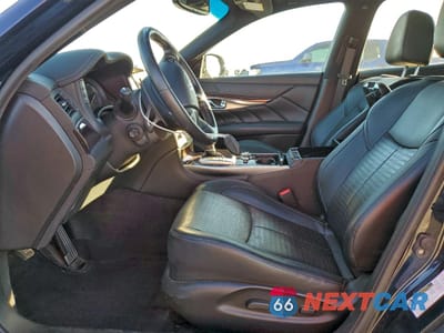 Zdjęcie 7 z 16 samochodu: 2019 INFINITI Q70 3.7 LUXE VIN:JN1BY1AP3KM505340 - miniatura