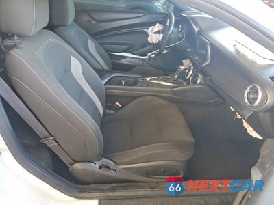 Zdjęcie 7 z 12 samochodu: 2016 CHEVROLET CAMARO LT VIN:1G1FB1RS2G0132212 - miniatura