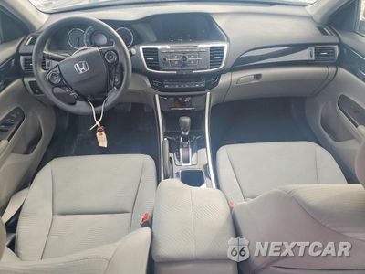 Zdjęcie 8 z 13 samochodu: 2017 HONDA ACCORD LX VIN:1HGCR2F38HA308556 - miniatura