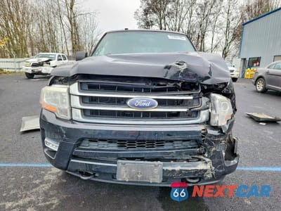 Piąte zdjęcie samochodu w środku: 2016 FORD EXPEDITION XLT VIN:1FMJU1JT4GEF27989 - miniatura