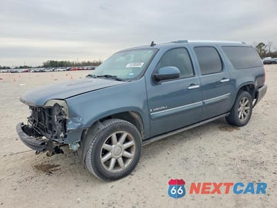 2008 GMC YUKON XL DENALI 1GKFK66878J138696 - główne zdjęcie licytacji z USA - miniatura