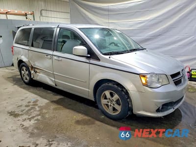Czwarte zdjęcie samochodu z boku: 2012 DODGE GRAND CARAVAN CREW VIN:2C4RDGDG6CR219714 - miniatura