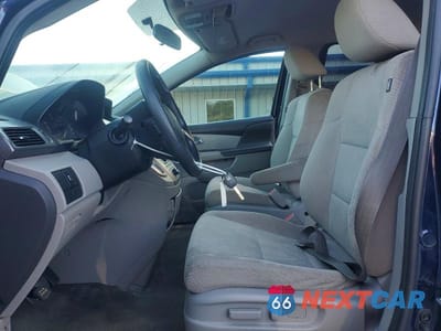Zdjęcie 12 z 14 samochodu: 2017 HONDA ODYSSEY LX VIN:5FNRL5H25HB017505 - miniatura