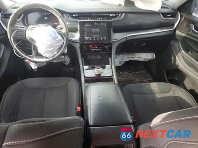 Zdjęcie 8 z 13 samochodu: 2023 JEEP GRAND CHEROKEE LAREDO VIN:1C4RJHAG9PC562535 - miniatura