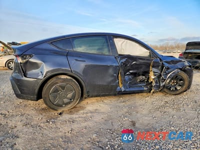 Trzecie zdjęcie samochodu z tyłu: 2026 TESLA MODEL Y VIN:7SAYGDED2TA598163 - miniatura