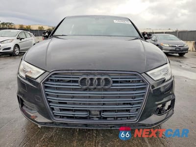 Piąte zdjęcie samochodu w środku: 2020 AUDI A3 PREMIUM VIN:WAUAUGFF9LA079385 - miniatura