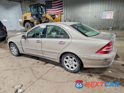 Drugie zdjęcie samochodu z przodu: 2005 MERCEDES-BENZ C 240 4MATIC VIN:WDBRF81J05F596869 - miniatura