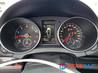 Zdjęcie 9 z 13 samochodu: 2010 VOLKSWAGEN GTI VIN:WVWEV7AJ4AW259192 - miniatura