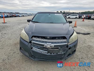Piąte zdjęcie samochodu w środku: 2013 CHEVROLET MALIBU LS VIN:1G11B5SA2DU109861 - miniatura