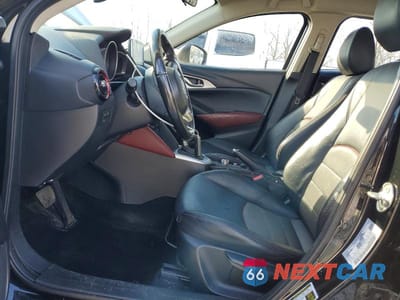 Zdjęcie 7 z 12 samochodu: 2016 MAZDA CX-3 TOURING VIN:JM1DKBC7XG0119801 - miniatura
