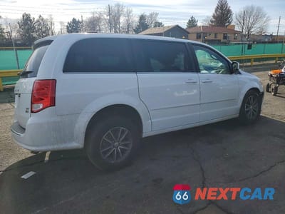 Trzecie zdjęcie samochodu z tyłu: 2017 DODGE GRAND CARAVAN SXT VIN:2C4RDGCG4HR671671 - miniatura