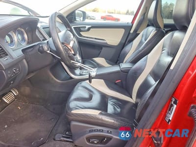 Zdjęcie 7 z 13 samochodu: 2012 VOLVO XC60 T6 VIN:YV4902DZ1C2280268 - miniatura