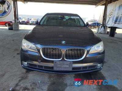 Piąte zdjęcie samochodu w środku: 2012 BMW ALPINA B7 VIN:WBAKB8C58CC962572 - miniatura