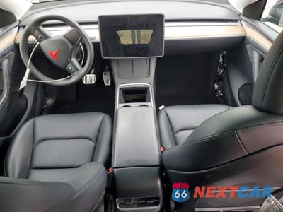 Zdjęcie 8 z 11 samochodu: 2023 TESLA MODEL Y VIN:7SAYGDEE9PA186143 - miniatura
