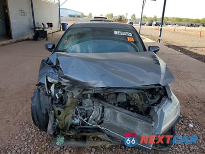 Piąte zdjęcie samochodu w środku: 2017 ACURA ILX BASE WATCH PLUS VIN:19UDE2F34HA007251 - miniatura