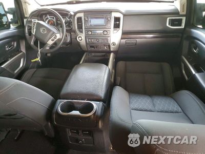 Zdjęcie 8 z 12 samochodu: 2016 NISSAN TITAN XD SL VIN:1N6BA1F21GN505544 - miniatura