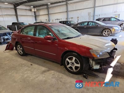 Czwarte zdjęcie samochodu z boku: 2005 NISSAN ALTIMA S VIN:1N4AL11E85C339001 - miniatura
