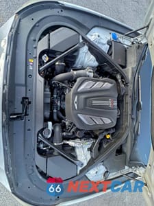 Zdjęcie 7 z 10 samochodu: 2018 GENESIS G80 SPORT VIN:KMHGN4JB9JU274939 - miniatura