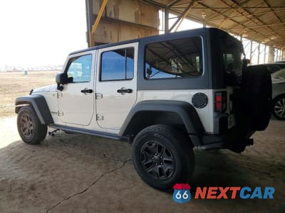 Drugie zdjęcie samochodu z przodu: 2013 JEEP WRANGLER UNLIMITED SAHARA VIN:1C4BJWEG5DL613413 - miniatura