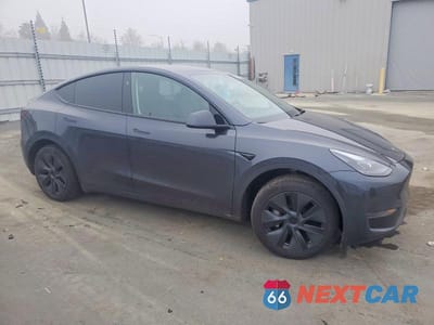 Czwarte zdjęcie samochodu z boku: 2024 TESLA MODEL Y VIN:7SAYGDED0RF121159 - miniatura