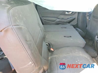 Zdjęcie 11 z 12 samochodu: 2019 CHEVROLET TRAVERSE LS VIN:1GNEVFKW6KJ234000 - miniatura