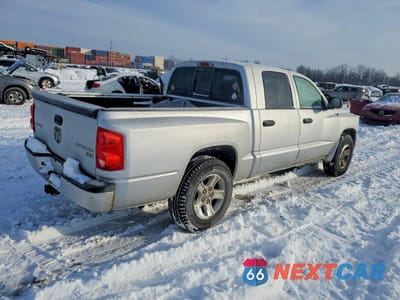 Trzecie zdjęcie samochodu z tyłu: 2011 DODGE DAKOTA SLT VIN:1D7RE3GK9BS662903 - miniatura