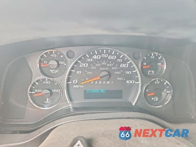 Zdjęcie 9 z 13 samochodu: 2014 CHEVROLET EXPRESS G2500 UTILITY / SERVICE VAN VIN:1GCWGFCA8E1914088 - miniatura