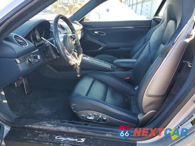 Zdjęcie 7 z 11 samochodu: 2023 PORSCHE CAYMAN S VIN:WP0AB2A88PS268050 - miniatura