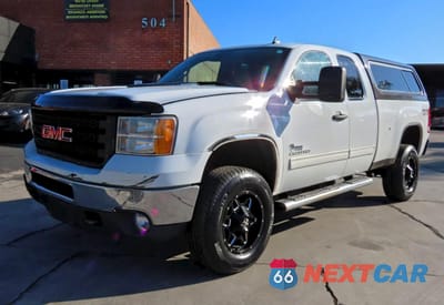 Drugie zdjęcie samochodu z przodu: 2011 GMC SIERRA K2500 SLE VIN:1GT220CG9BZ350933 - miniatura