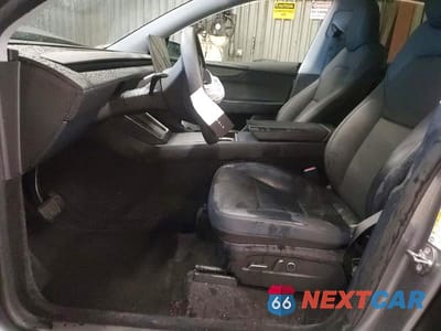 Zdjęcie 7 z 12 samochodu: 2026 TESLA MODEL Y VIN:7SAYGDEE1TF330121 - miniatura