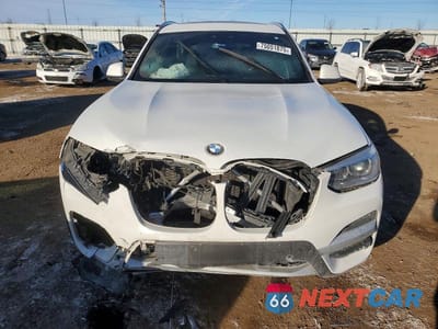 Piąte zdjęcie samochodu w środku: 2021 BMW X3 XDRIVE30I VIN:5UXTY5C01M9F11072 - miniatura