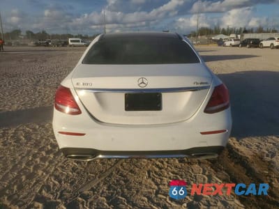 Zdjęcie 6 z 13 samochodu: 2018 MERCEDES-BENZ E 300 4MATIC VIN:WDDZF4KB9JA375236 - miniatura