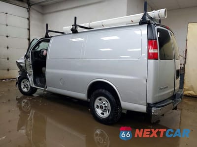 Drugie zdjęcie samochodu z przodu: 2018 GMC SAVANA G2500 UTILITY / SERVICE VAN VIN:1GTW7AFP0J1185470 - miniatura
