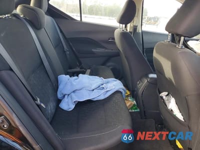 Zdjęcie 10 z 11 samochodu: 2021 NISSAN KICKS SV VIN:3N1CP5CV6ML504657 - miniatura