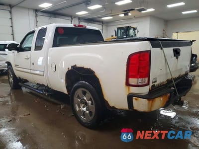 Drugie zdjęcie samochodu z przodu: 2011 GMC SIERRA K1500 SLE VIN:1GTR2VE32BZ305631 - miniatura