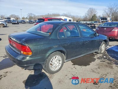 Trzecie zdjęcie samochodu z tyłu: 1999 SATURN SL2 VIN:1G8ZK5270XZ107137 - miniatura