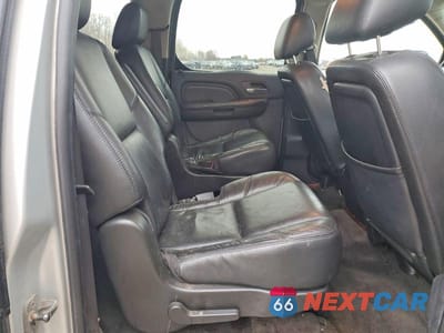 Zdjęcie 11 z 13 samochodu: 2011 CADILLAC ESCALADE ESV LUXURY VIN:1GYS4HEF8BR279053 - miniatura