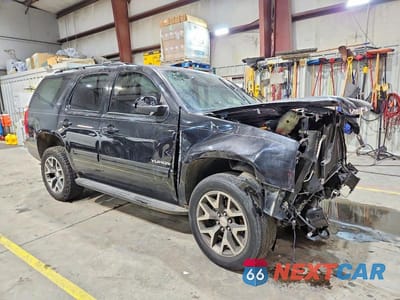 Czwarte zdjęcie samochodu z boku: 2013 GMC YUKON SLT VIN:1GKS2CE00DR282515 - miniatura